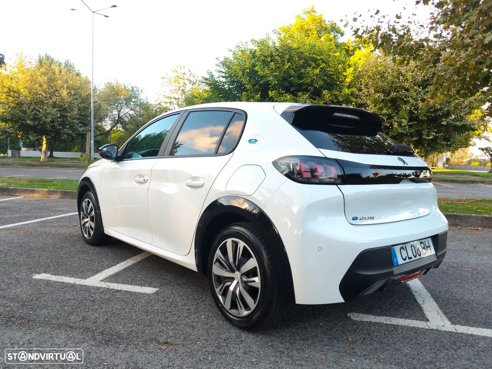 Peugeot e-208 50 kWh Active - 9