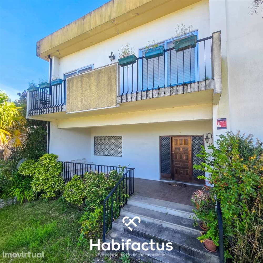 Moradia Isolada T6 para venda junto ao centro de Viseu - Grande imagem: 2/60