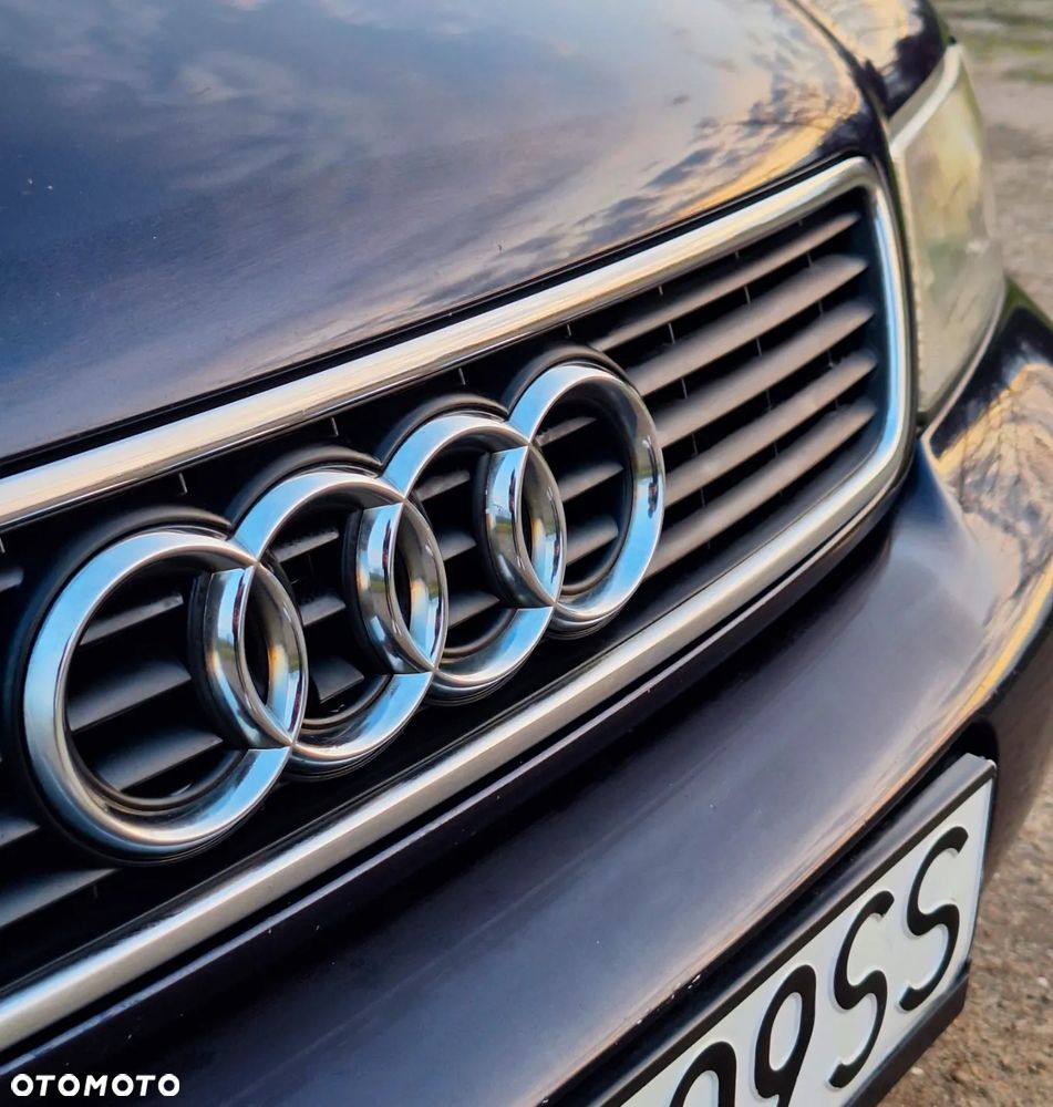 Audi A4 Limousine - 9