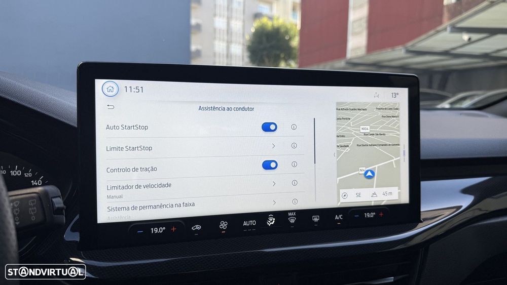 Ford Focus 1.0 EcoBoost MHEV ST-Line - 42