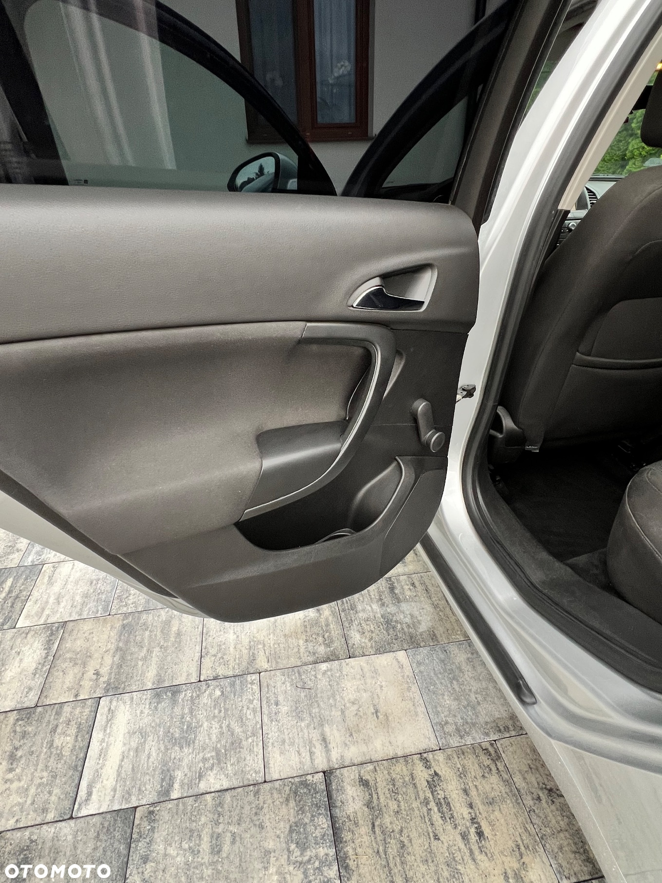Opel Insignia 2.0 CDTI Cosmo - 11