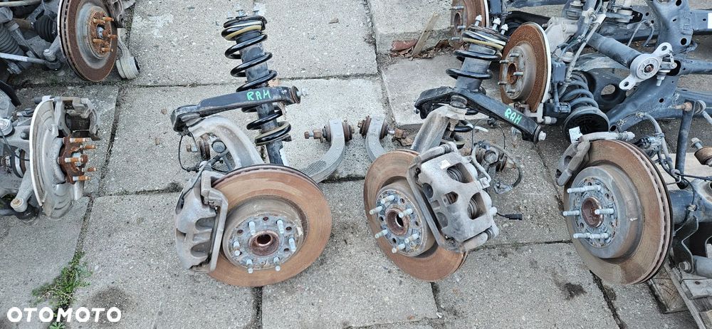 RAM 1500 V 5 2019- 4X4 5.7 HEMI Kompletne zawieszenie prawe lub lewe Zwrotnica Wahacze Amortyzator Kopyto 68265013AA 68277312AC 68265014AA 68277312AC - 1