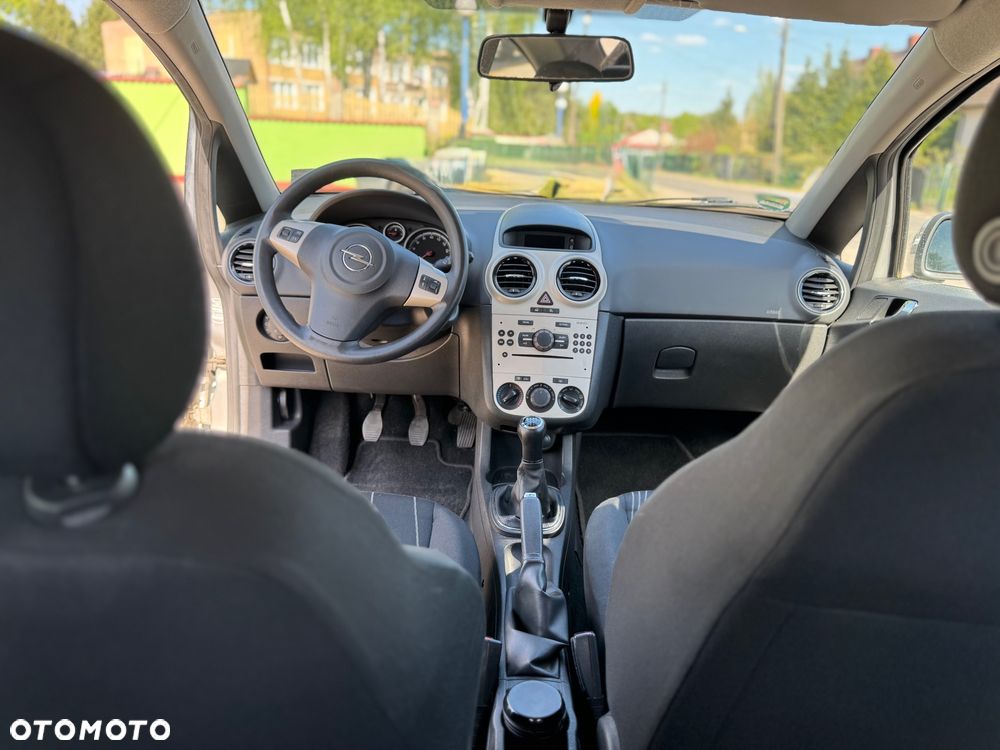 Opel Corsa - 13