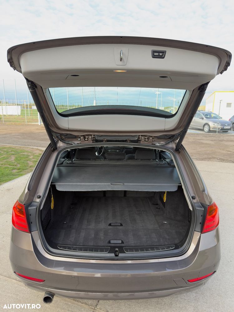 BMW Seria 3 320d Aut. - 6