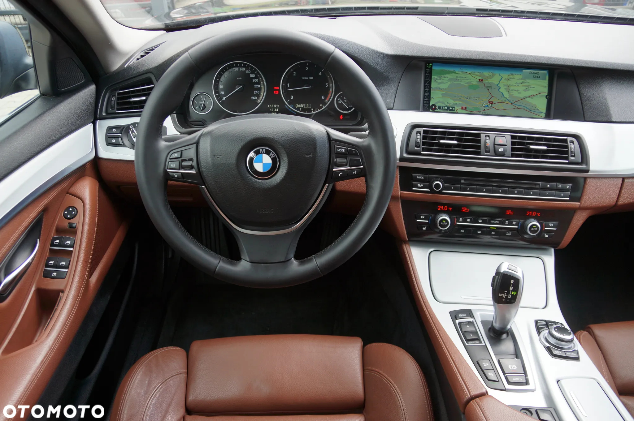 BMW Seria 5 530d xDrive Touring Sport-Aut - 12