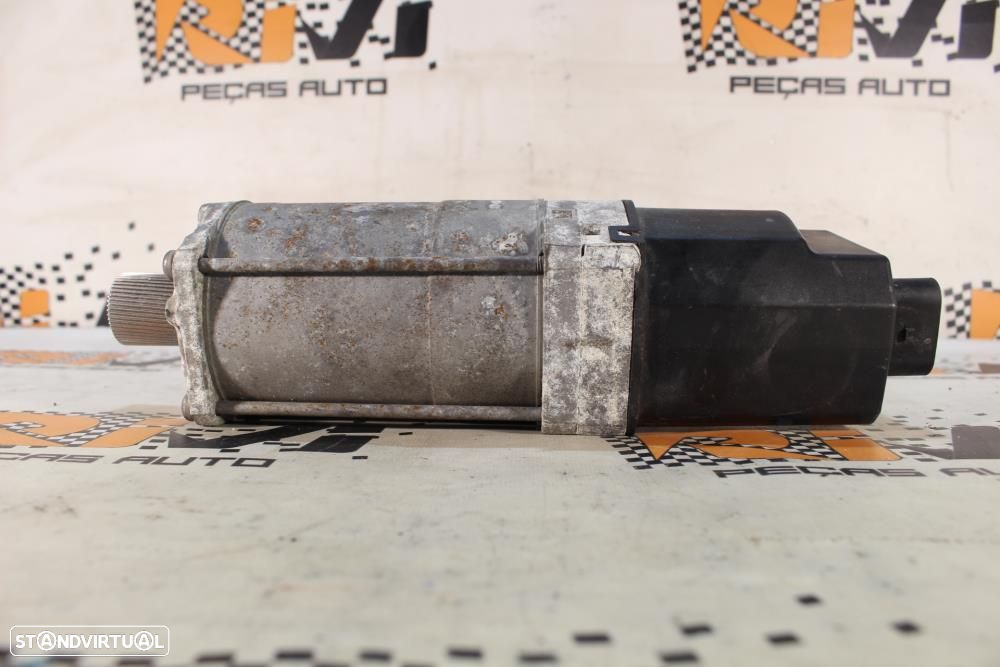Motor Da Caixa De Direção Bmw 3 (F30, F80)  5Wk66200e / 7369110 / 7369 - 6