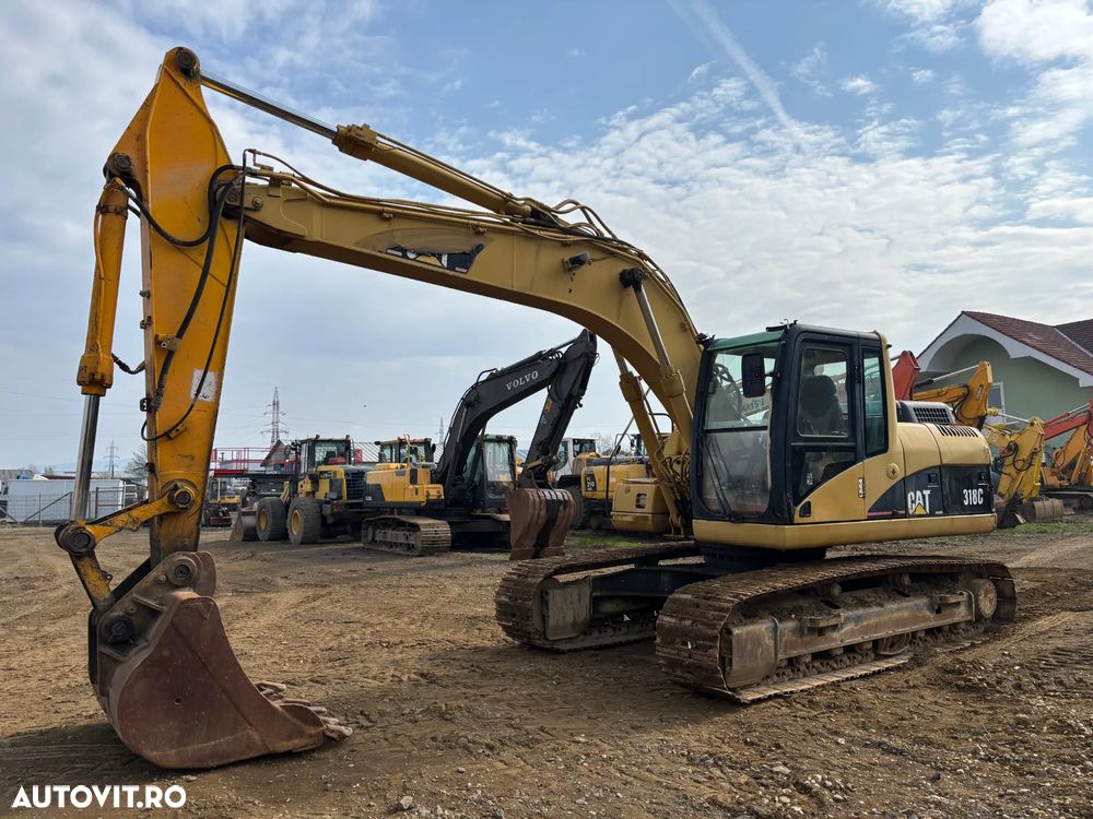 Caterpillar 318C - 3