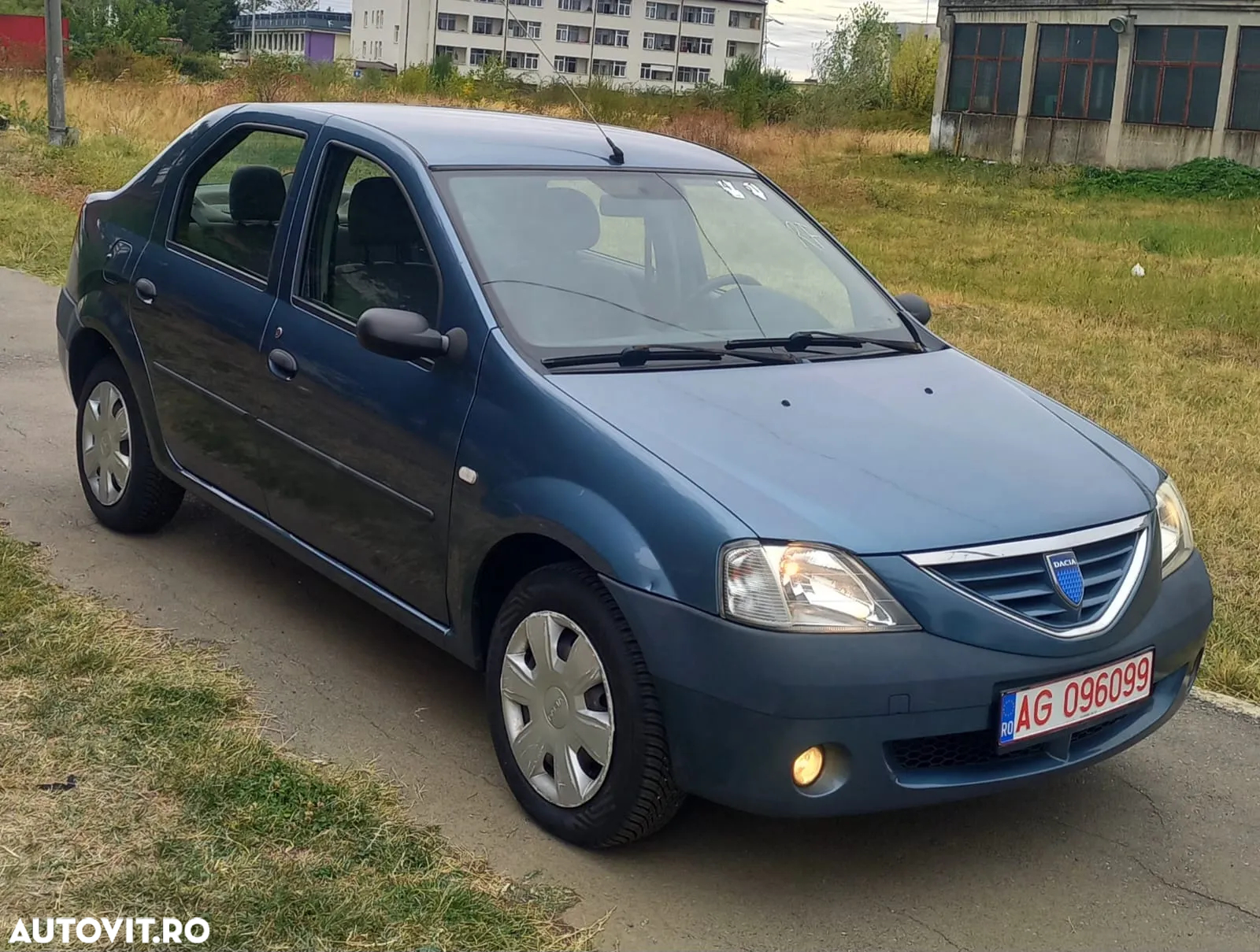Dacia Logan - 3