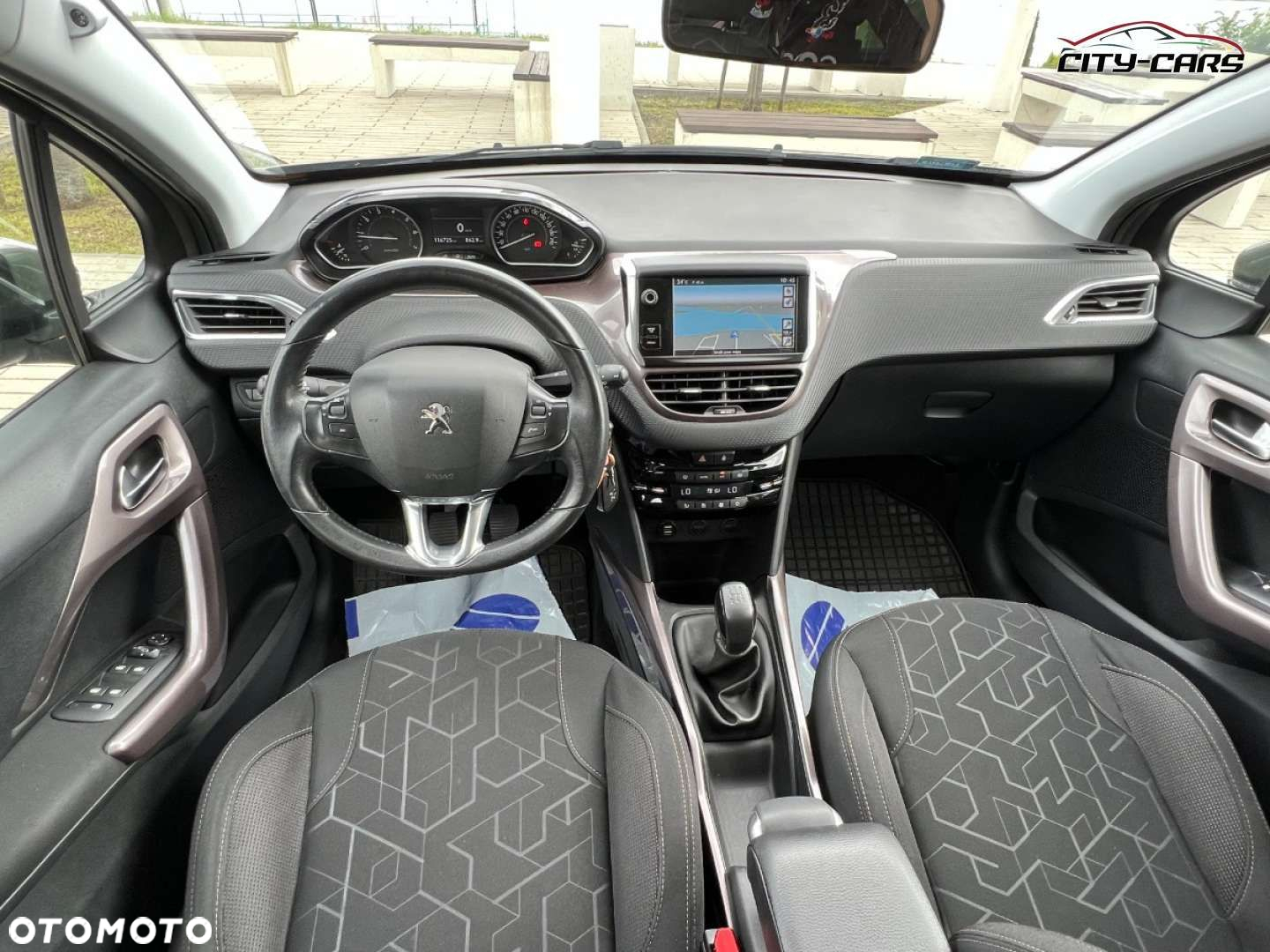 Peugeot 2008 - 14