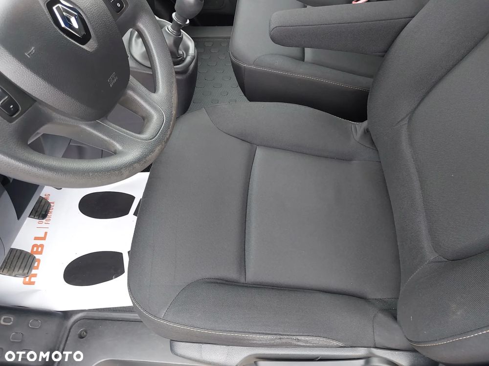 Renault TRAFIC - 12
