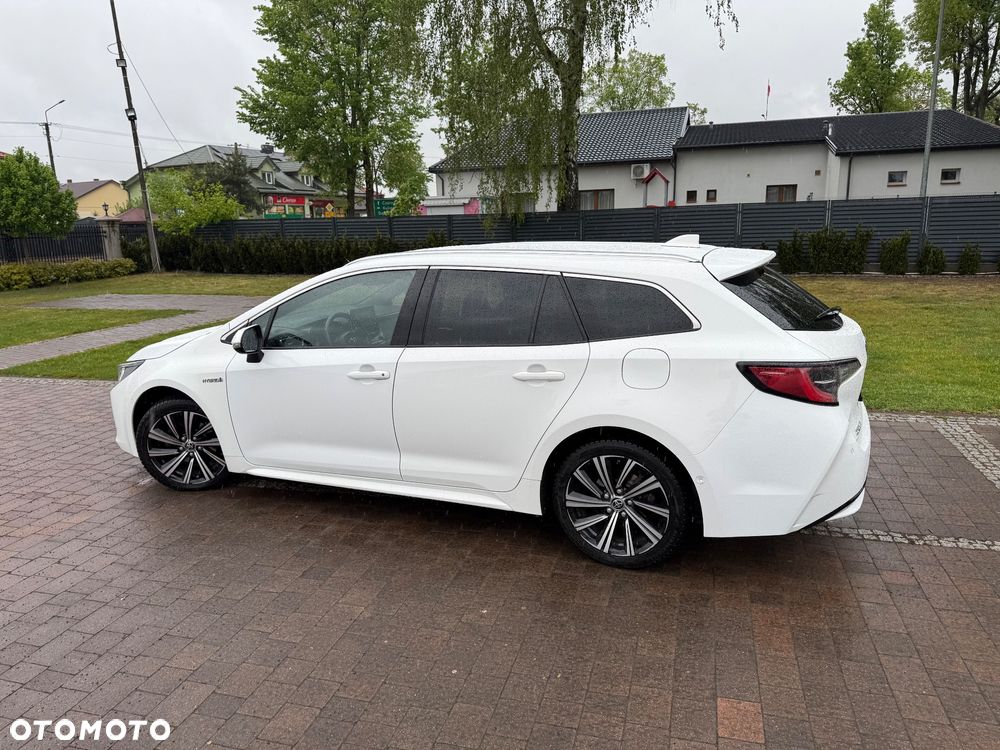 Toyota Corolla 1.8 Hybrid GPF Executive - 6