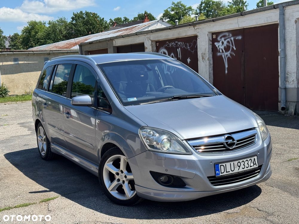 Opel Zafira 1.9 CDTI Cosmo ActiveSelect - 2