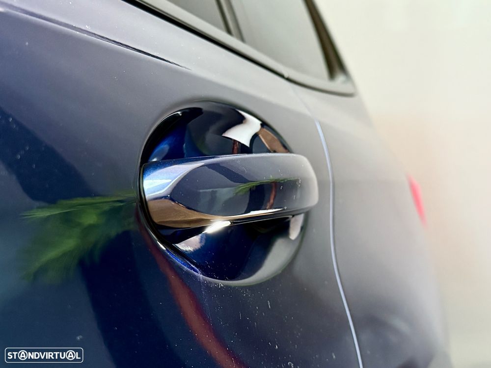 BMW 318 d Line Sport Shadow Auto - 12