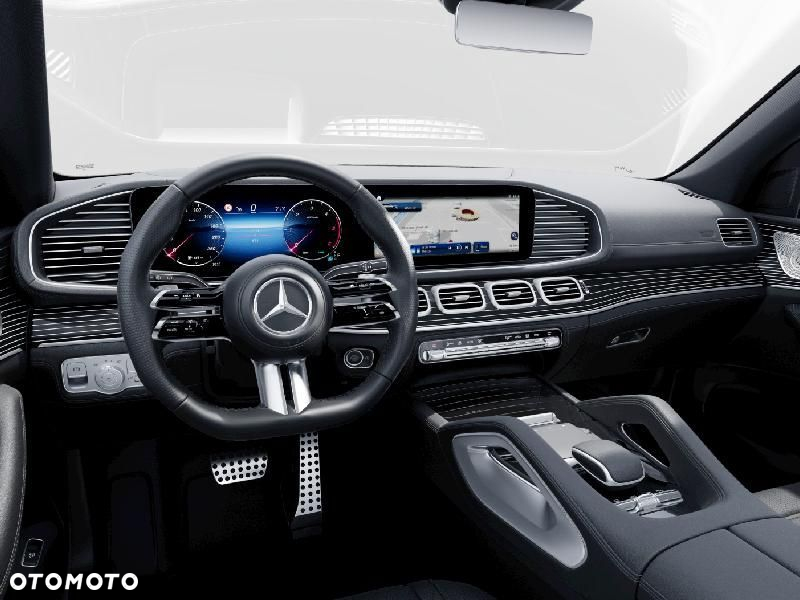 Mercedes-Benz GLS - 4