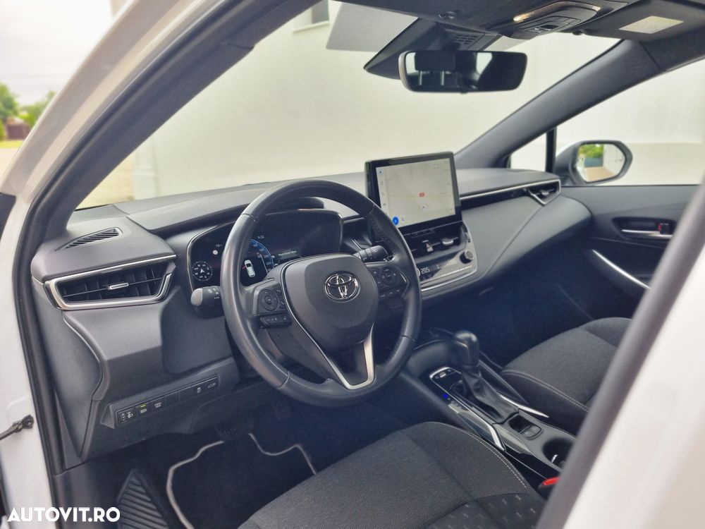 Toyota Corolla 1.8 Business Edition - 15
