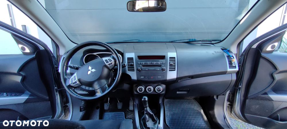 Mitsubishi Outlander 2.2 DID Instyle - 18