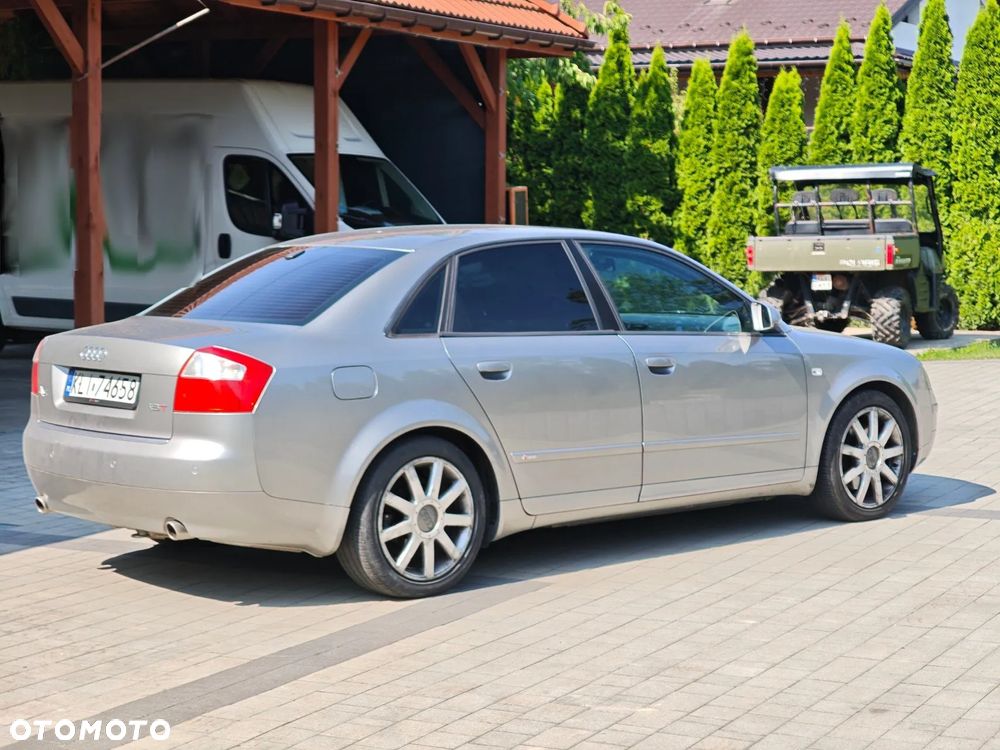 Audi A4 Limousine 1.8 T - 2