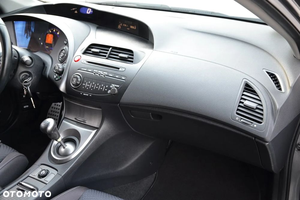 Honda Civic 1.8i-VTEC Sport - 31