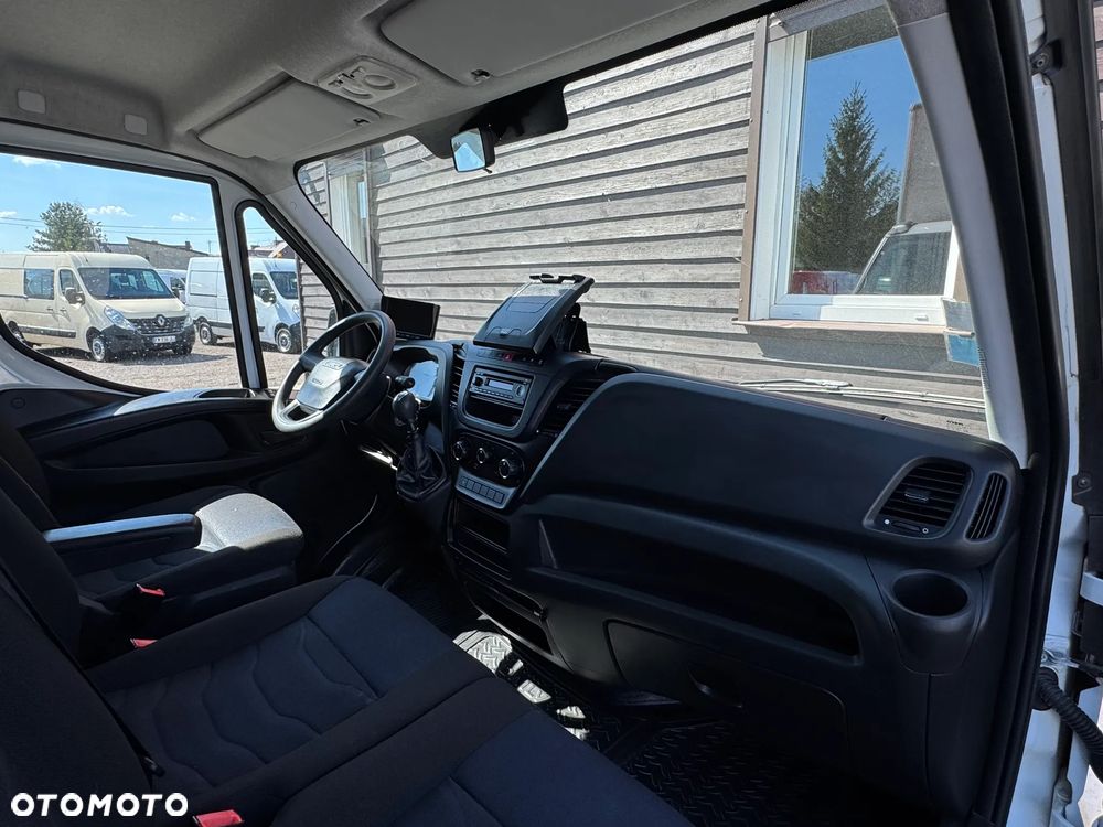 Iveco DAILY - 15