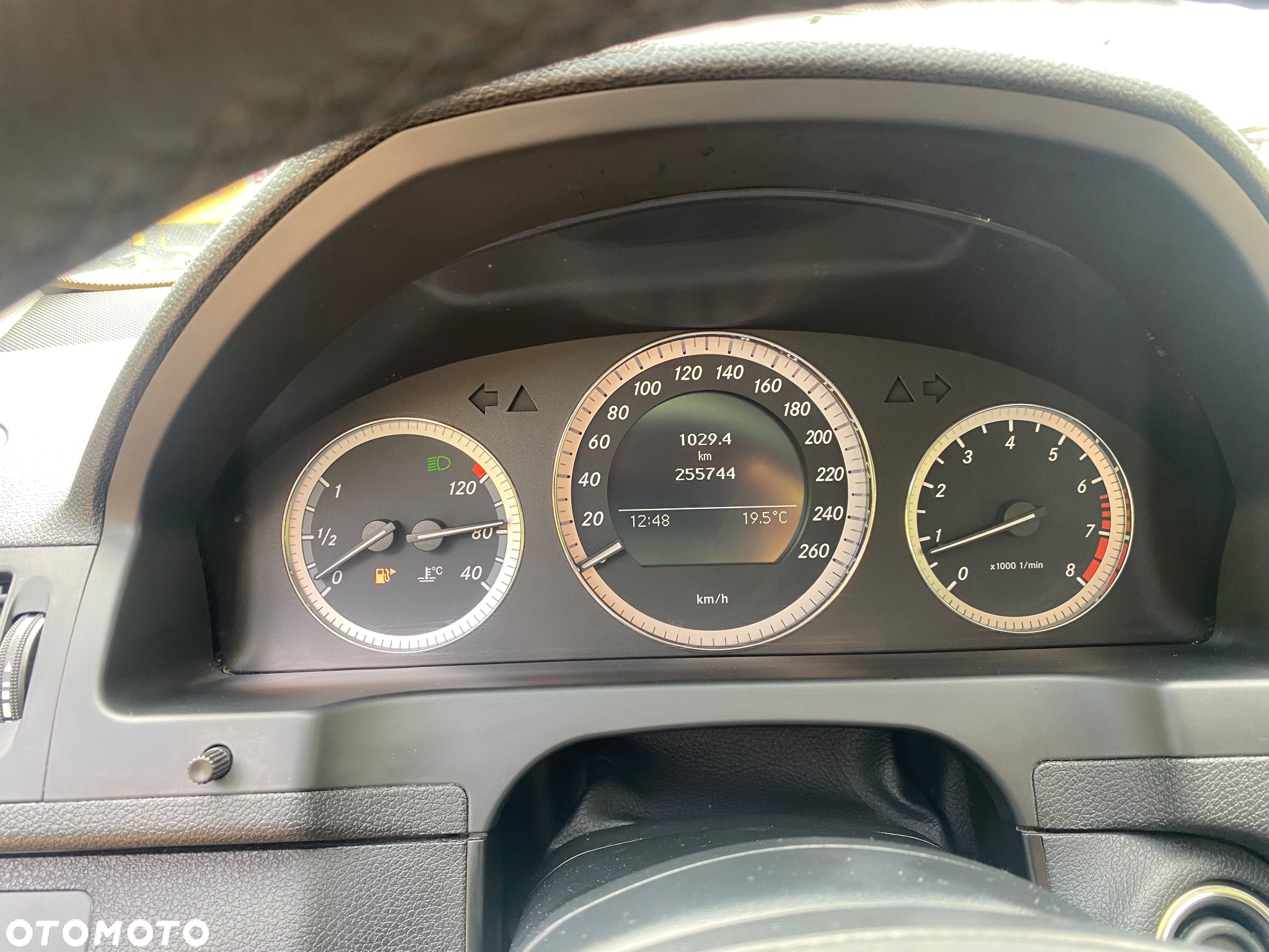 Mercedes-Benz Klasa C 180 T Kompressor BlueEFFICIENCY Elegance - 12