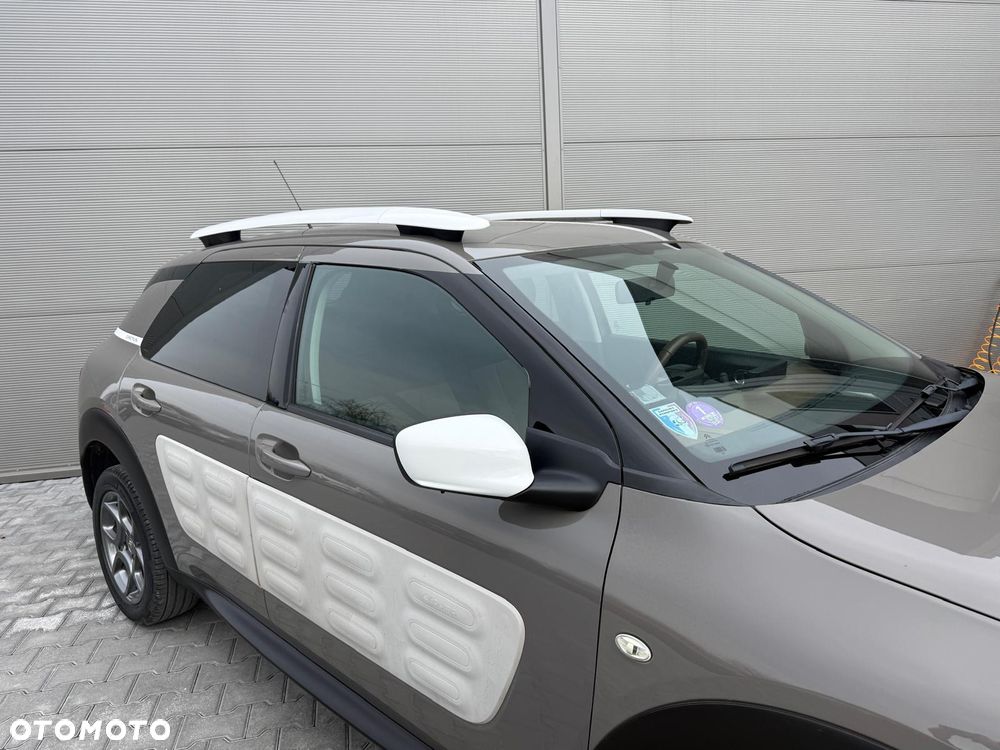 Citroën C4 Cactus 1.2 PureTech Shine S&S - 20