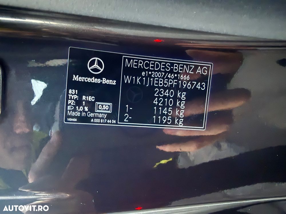 Mercedes-Benz E 220 d - 20