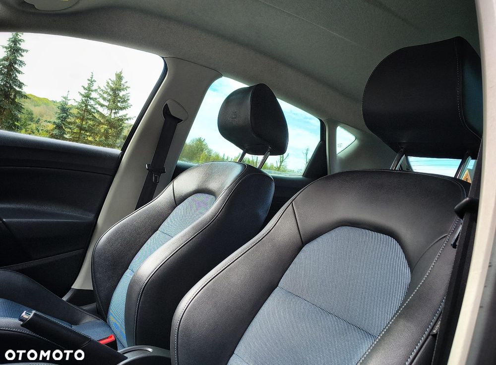 Seat Ibiza 1.2 TSI CONNECT - 17