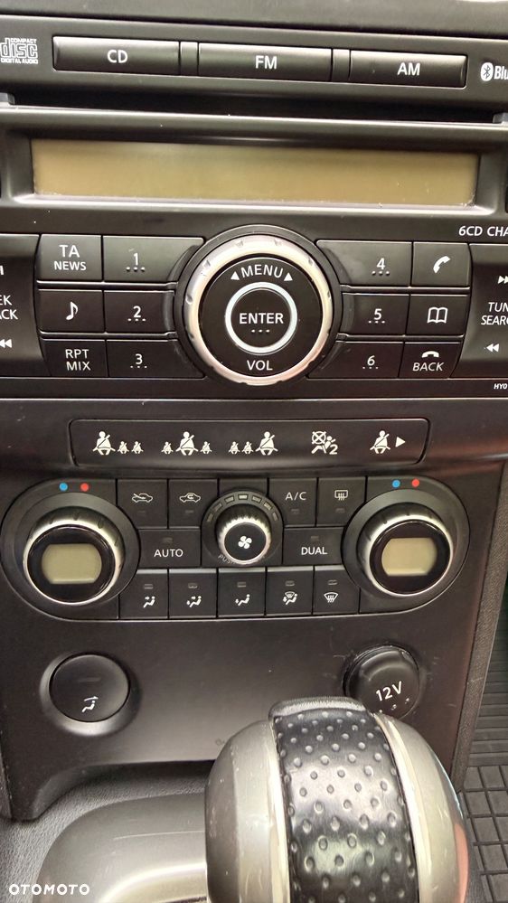 Nissan Qashqai 2.0 dCi 4x4 Tekna - 26