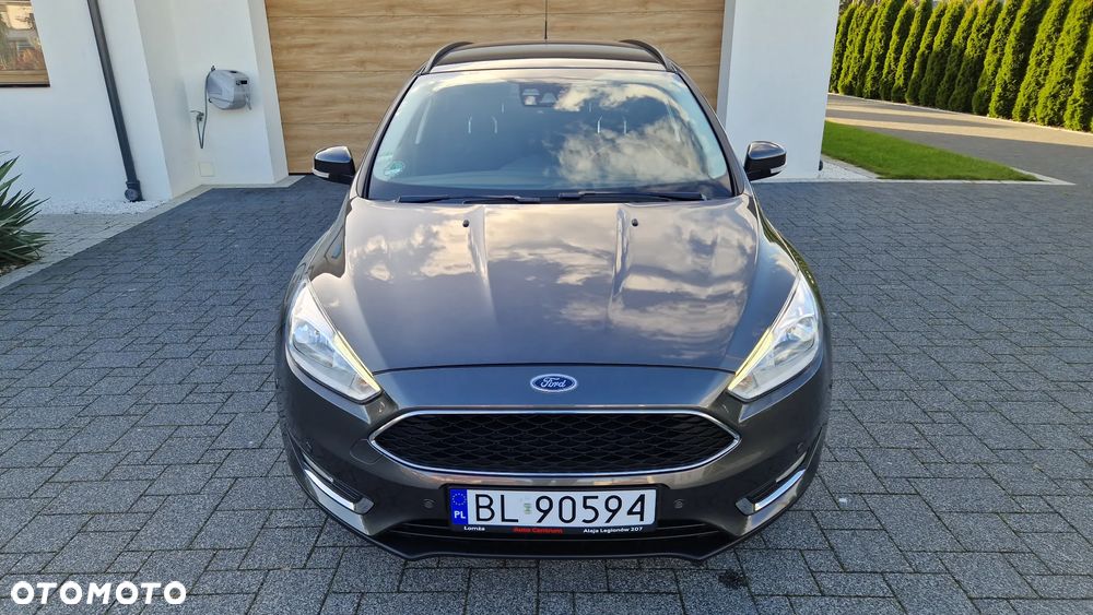 Ford Focus Turnier 1.5 EcoBlue Start-Stopp-System TITANIUM DESIGN - 2
