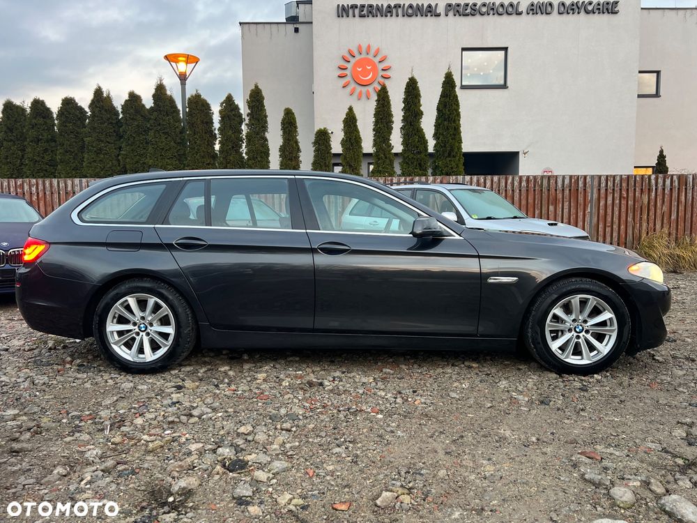 BMW Seria 5 525d - 5