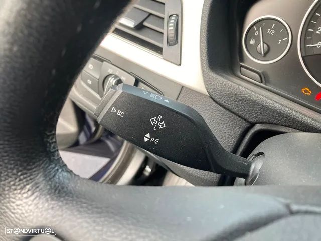 BMW 320 Gran Turismo i Advantage Auto - 17