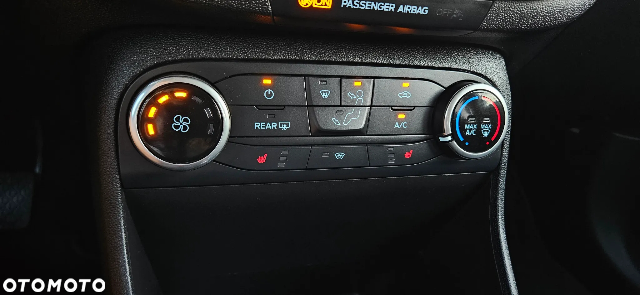 Ford Fiesta 1.0 EcoBoost S&S TITANIUM - 13