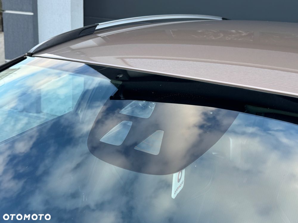 Volvo V40 Cross Country D3 Momentum - 17