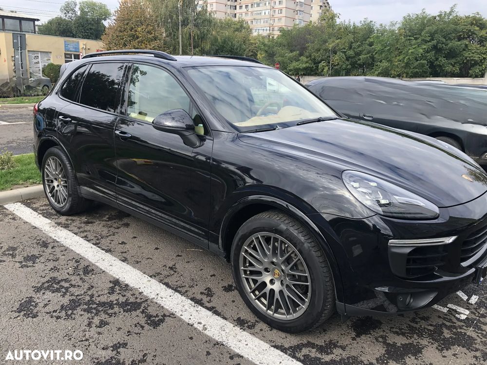 Porsche Cayenne - 5