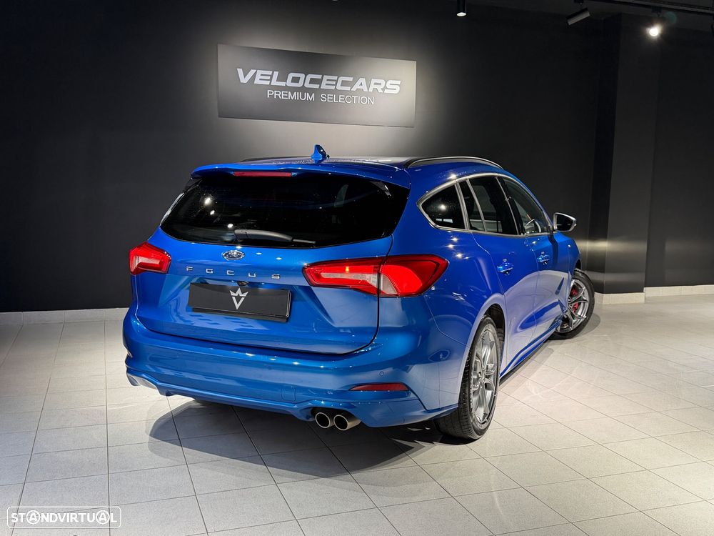 Ford Focus SW 1.0 EcoBoost ST-Line X - 11