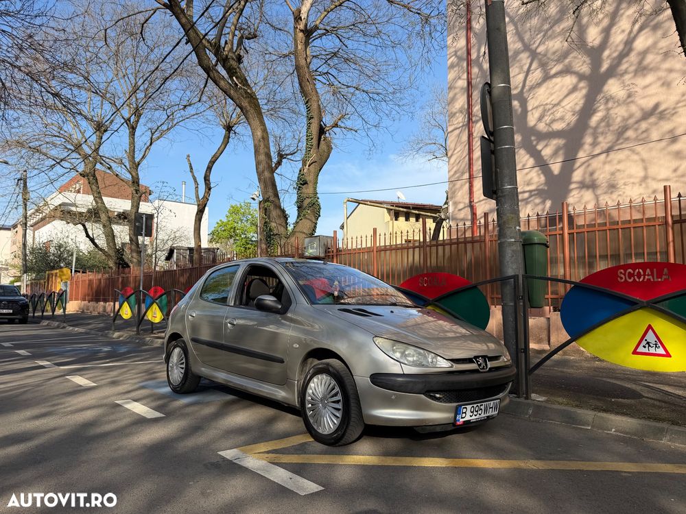 Peugeot 206 - 1