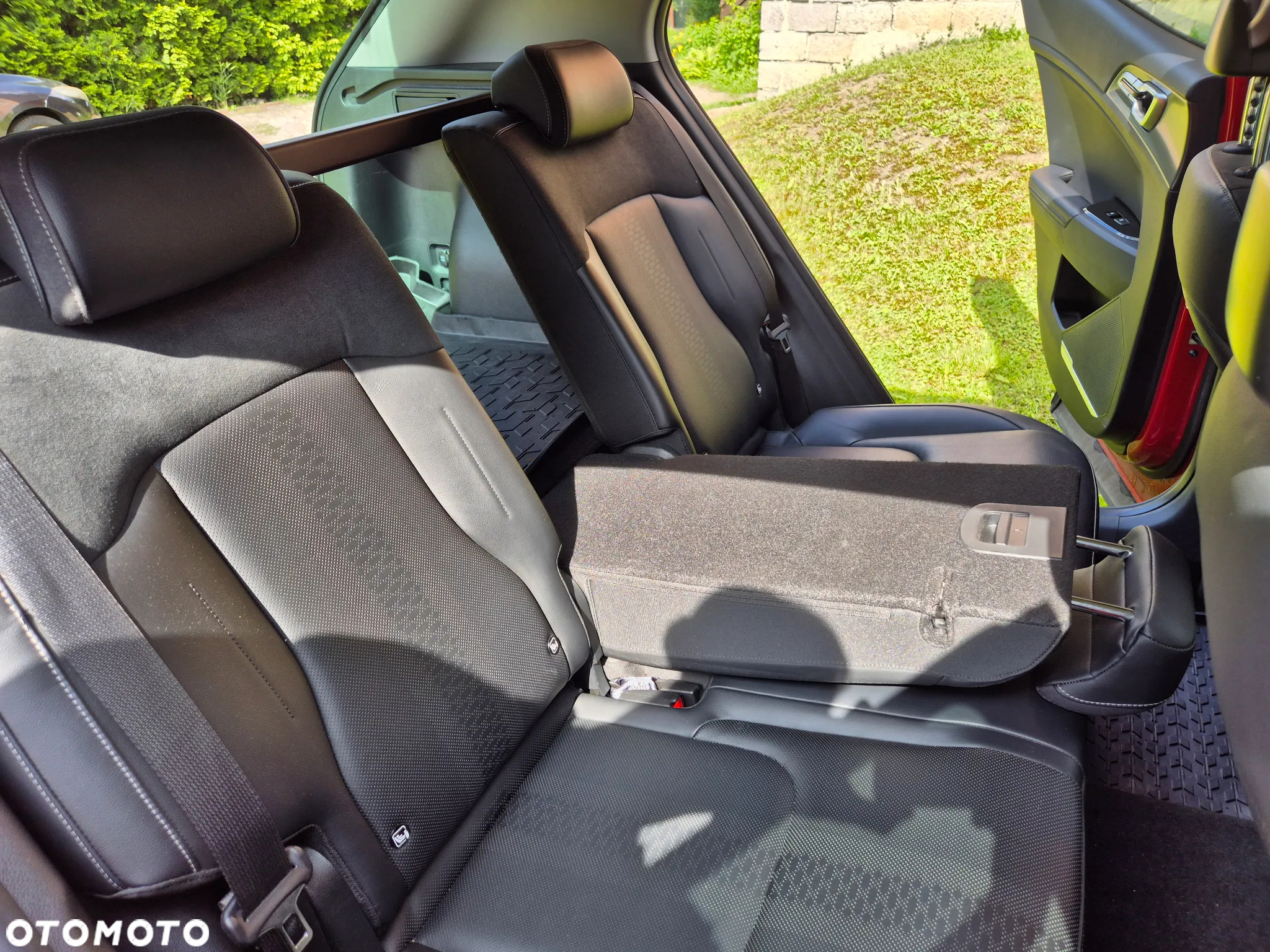 Kia Sportage 1.6 T-GDI HEV Business Line 4WD - 32