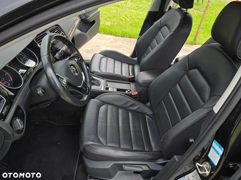 Volkswagen Golf 2.0 TDI SCR DSG Highline - 32