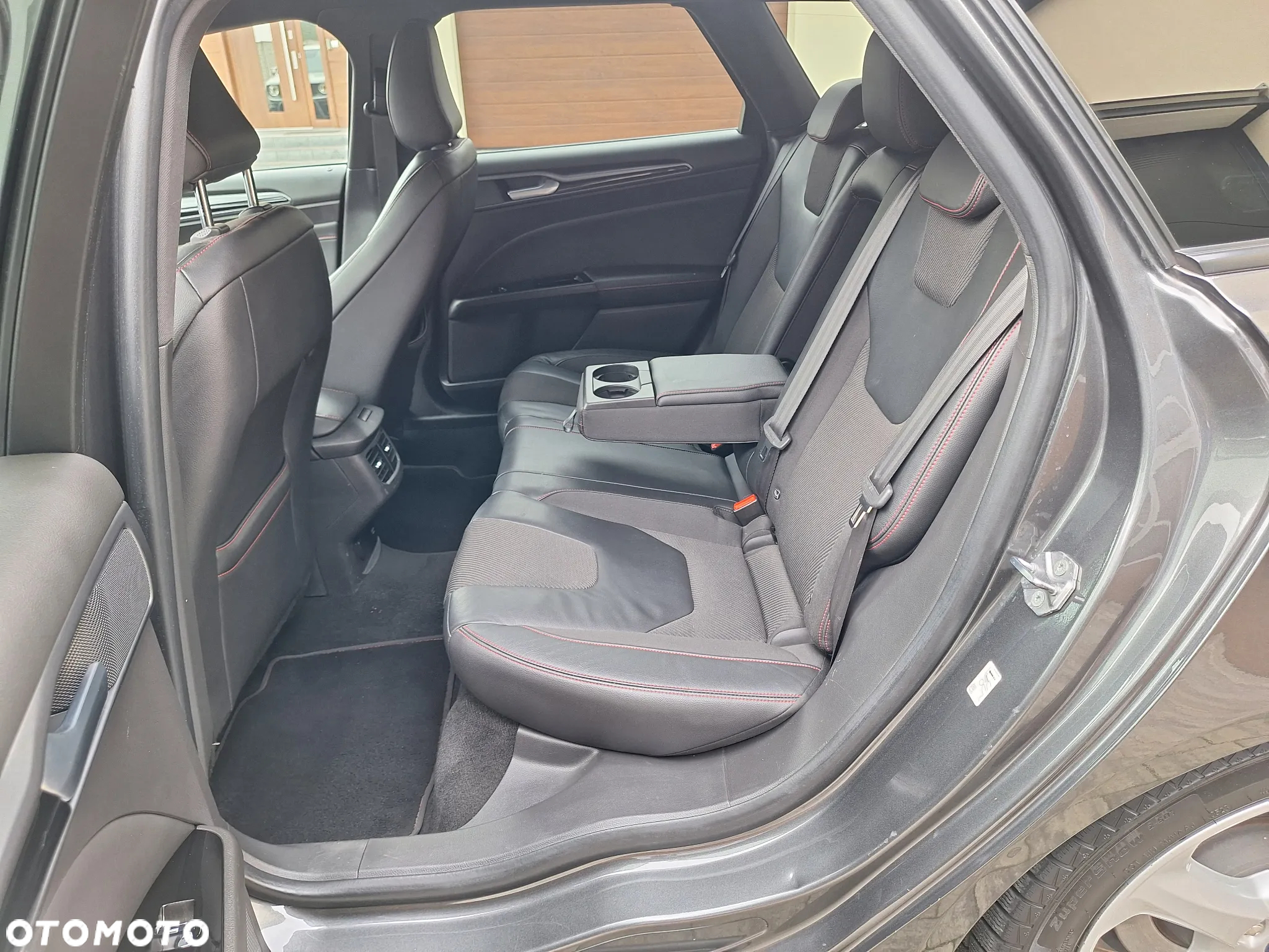 Ford Mondeo 2.0 EcoBlue ST-Line - 33