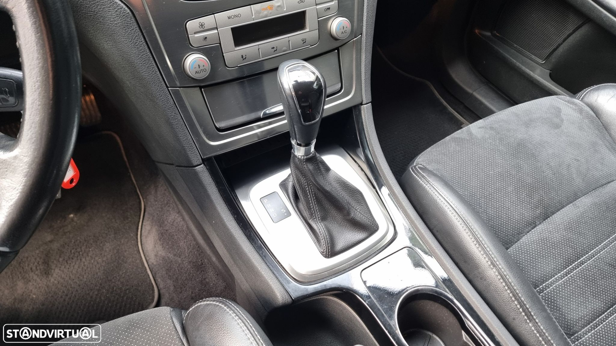 Ford Mondeo SW - 12