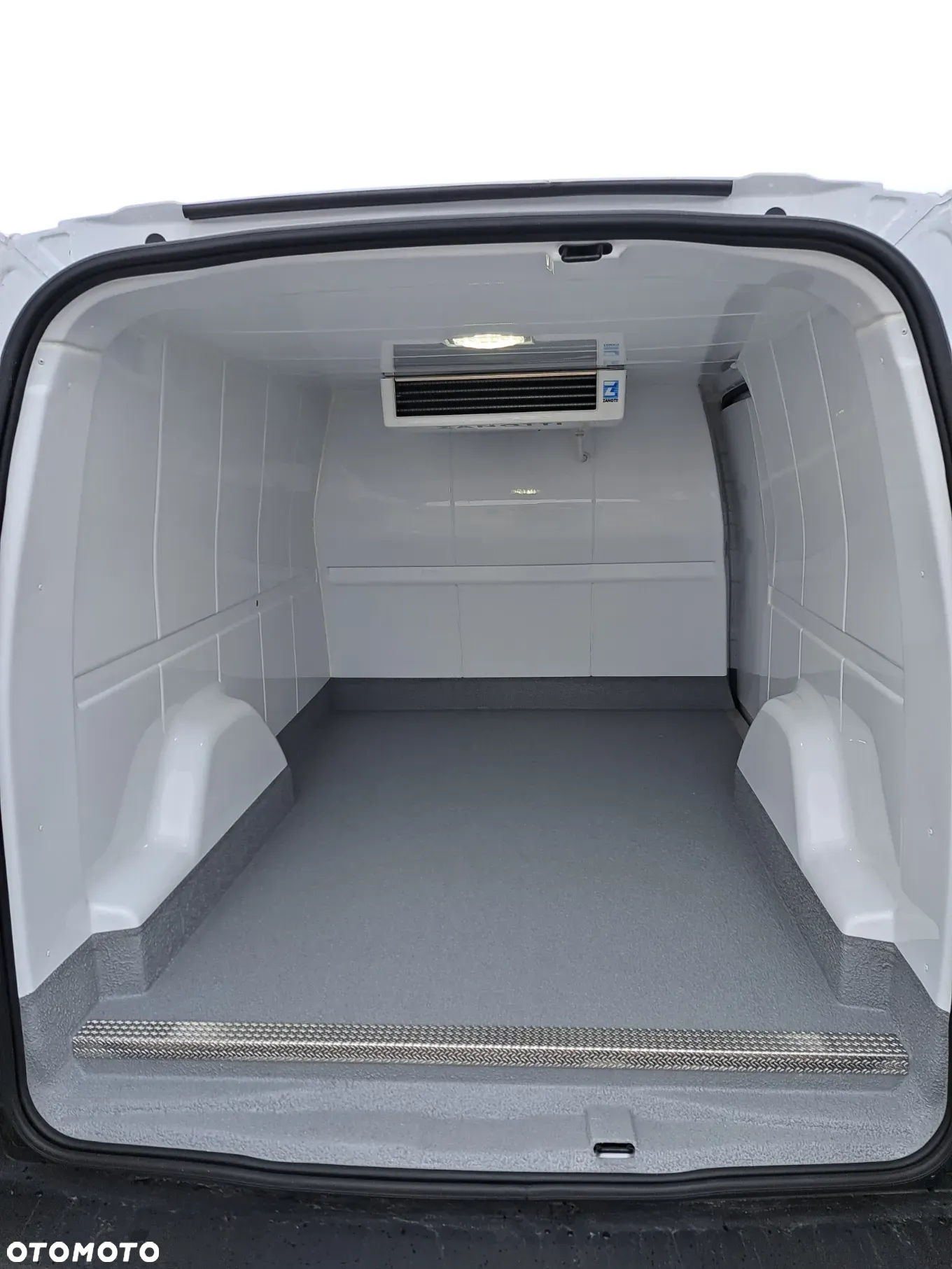 Toyota Proace City - 7