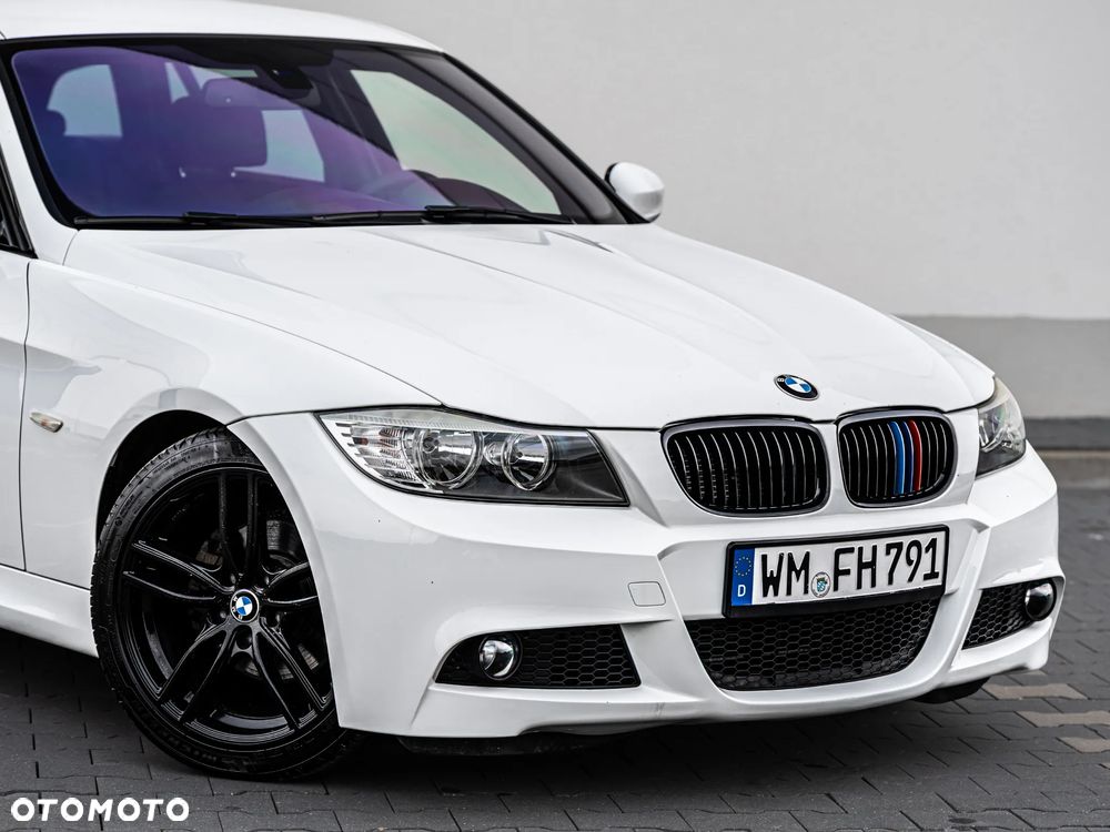 BMW Seria 3 318i Edition Sport - 13
