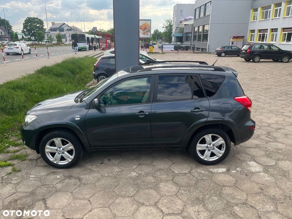 Toyota RAV4 2.2 D-CAT 4x4 Executive - 24