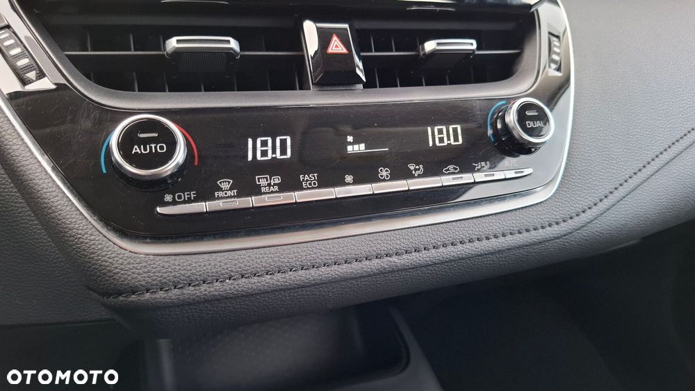 Toyota Corolla 1.5 Comfort - 21