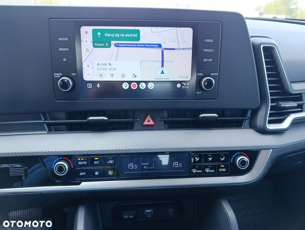 Kia Sportage - 16
