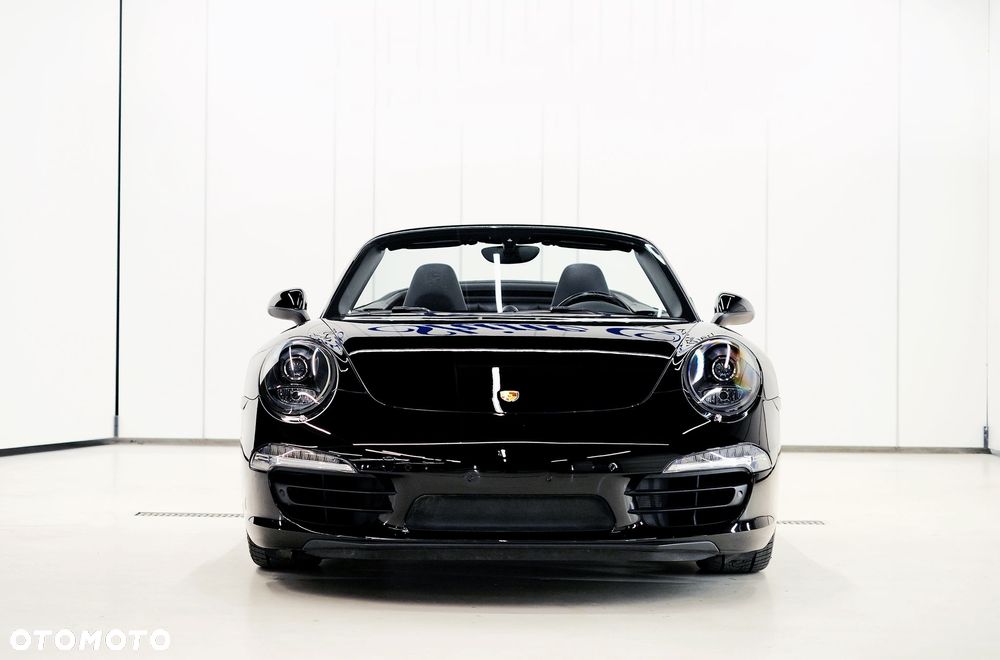 Porsche 911 Carrera S - 3
