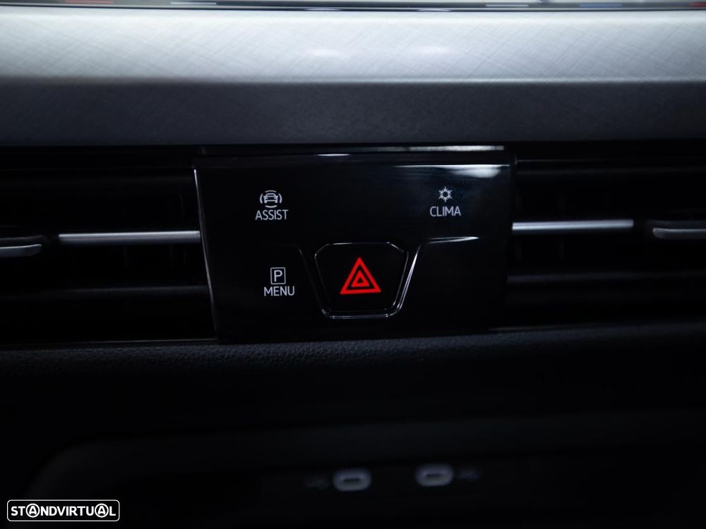 VW Golf Variant 2.0 TDi Life DSG - 14