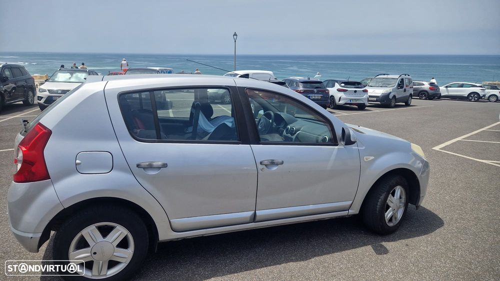 Dacia Sandero 1.5 dCi Confort - 1