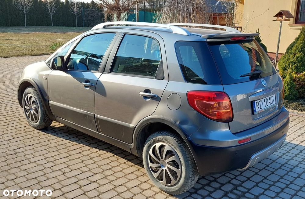 Fiat Sedici - 3