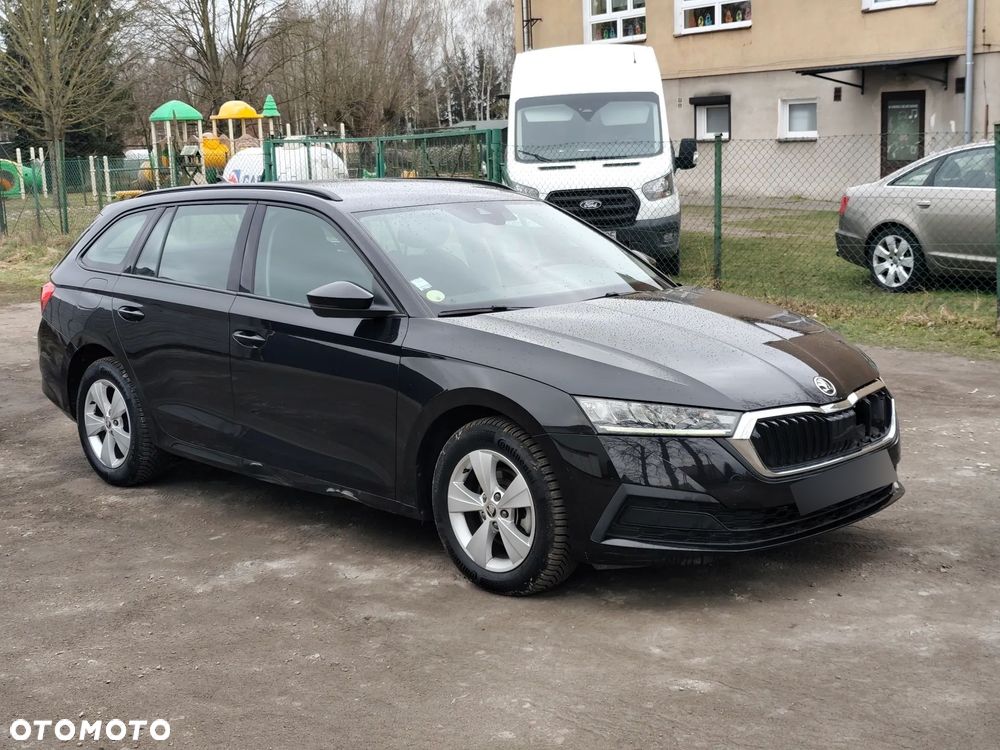 Skoda Octavia 2.0 TDI DSG Edition - 10